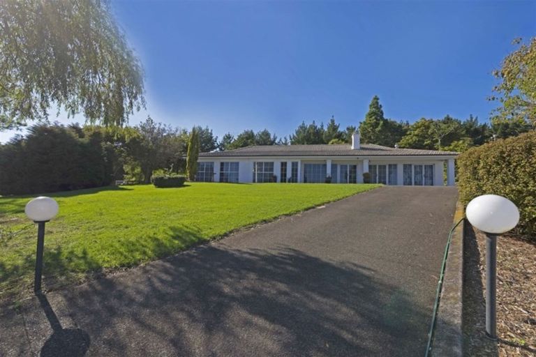 Photo of property in 195 Taiapa Road, Muriwai, Waimauku, 0881