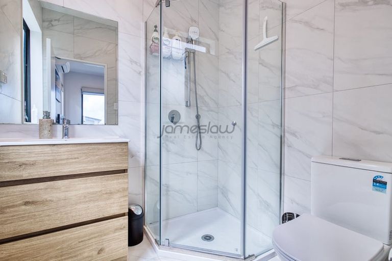 Photo of property in 17 Ta Moko Drive, Gulf Harbour, Whangaparaoa, 0930