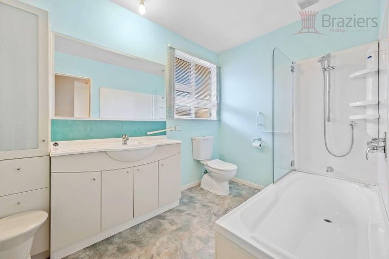 Photo of property in 5 Halliwell Avenue, Papanui, Christchurch, 8052