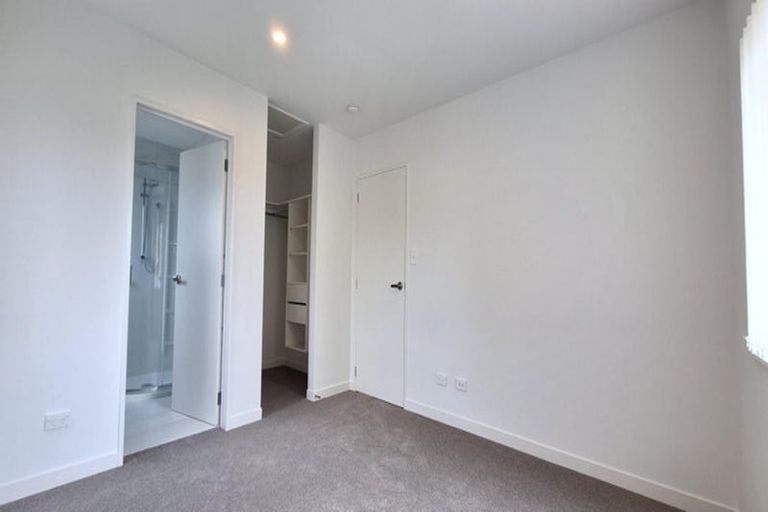 Photo of property in 37c Sylvia Road, Hillcrest, Auckland, 0627