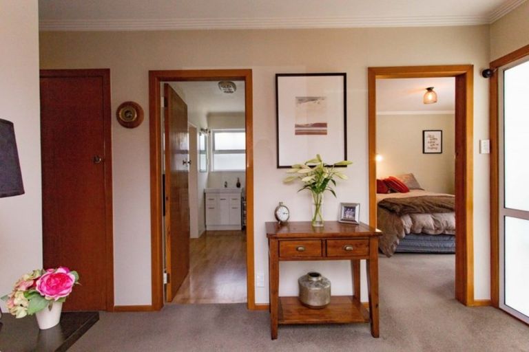 Photo of property in 21 Great North Road, Saint Johns Hill, Whanganui, 4501