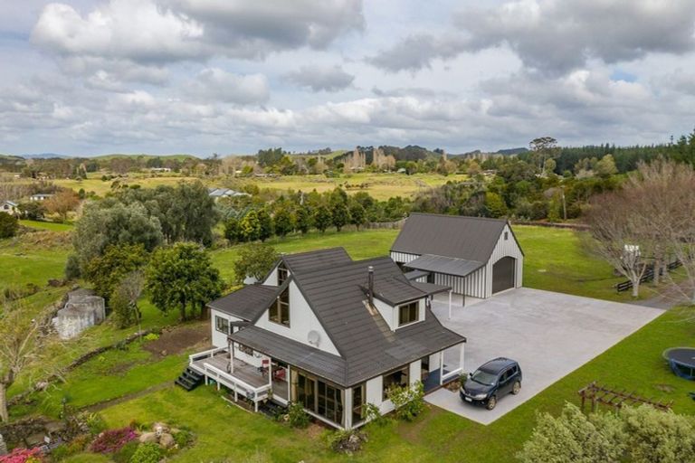 Photo of property in 70 Edmonds Road, Kerikeri, 0293