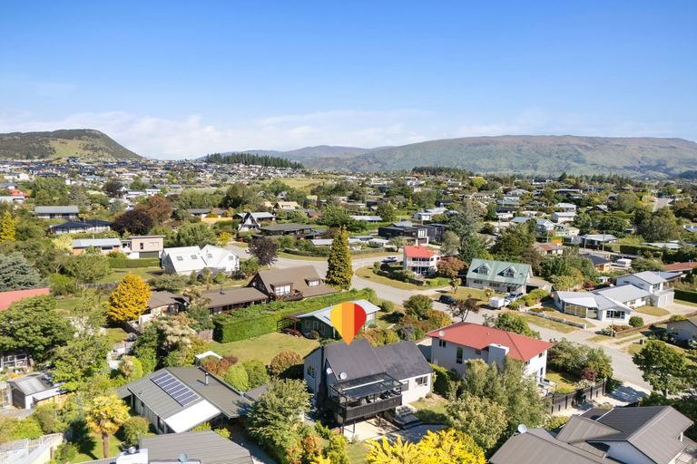 Photo of property in 32a Hunter Crescent, Wanaka, 9305
