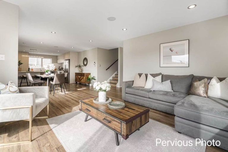 Photo of property in 18 Celeste Place, Totara Vale, Auckland, 0627