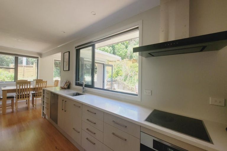 Photo of property in 12 Taupo Crescent, Plimmerton, Porirua, 5026