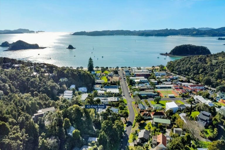 Photo of property in 43 Kings Road, Paihia, 0200