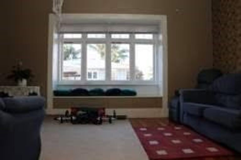 Photo of property in 10a Princess Street, Takanini, 2112