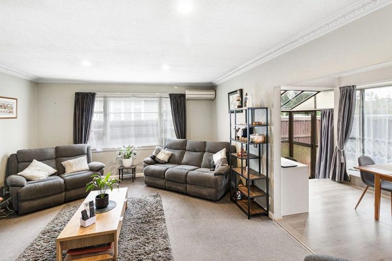 Photo of property in 68 Racecourse Road, Sockburn, Christchurch, 8042