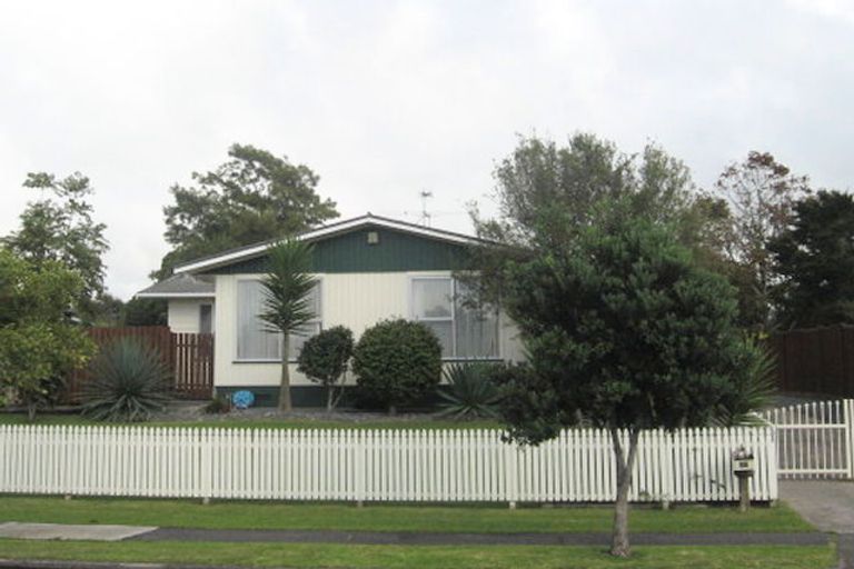 Photo of property in 83 Walworth Avenue, Pakuranga Heights, Auckland, 2010