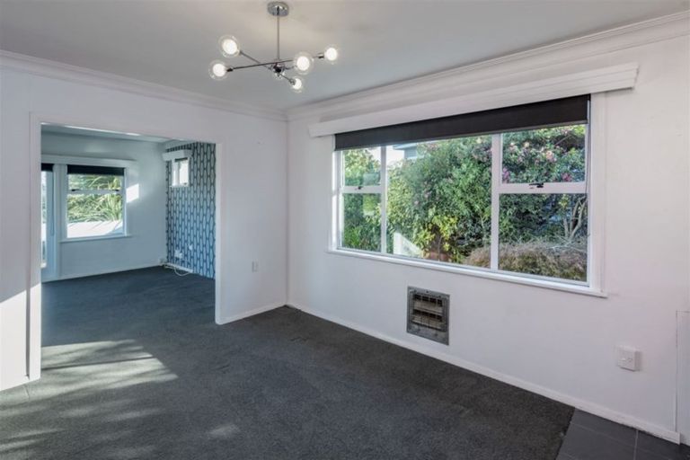 Photo of property in 1 Argyle Avenue, Levin, 5510