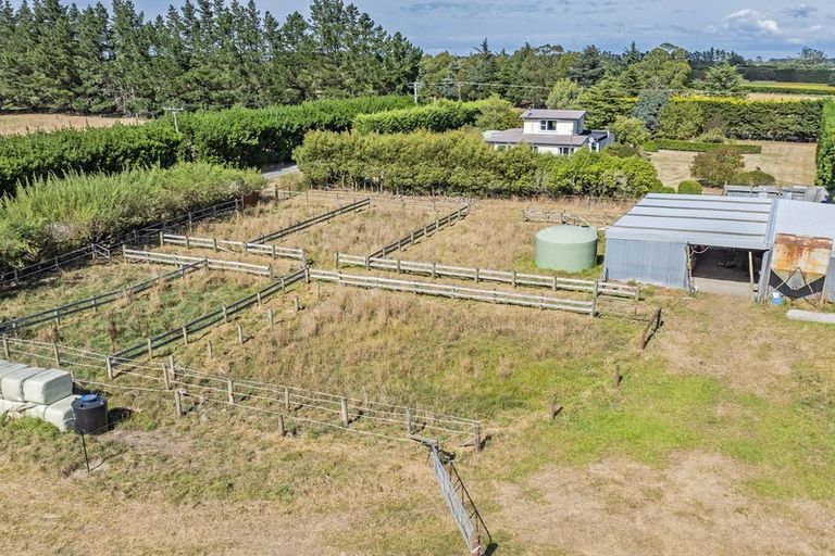 Photo of property in 538 Hoskyns Road, West Melton, Christchurch, 7675
