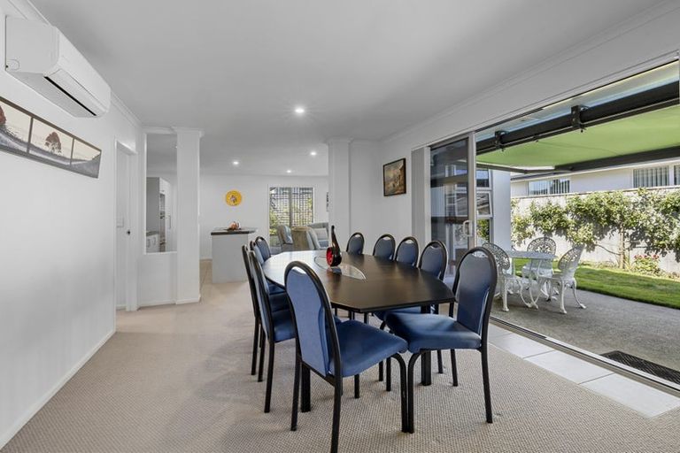 Photo of property in 4 Sawyers Way, New Plymouth, 4310