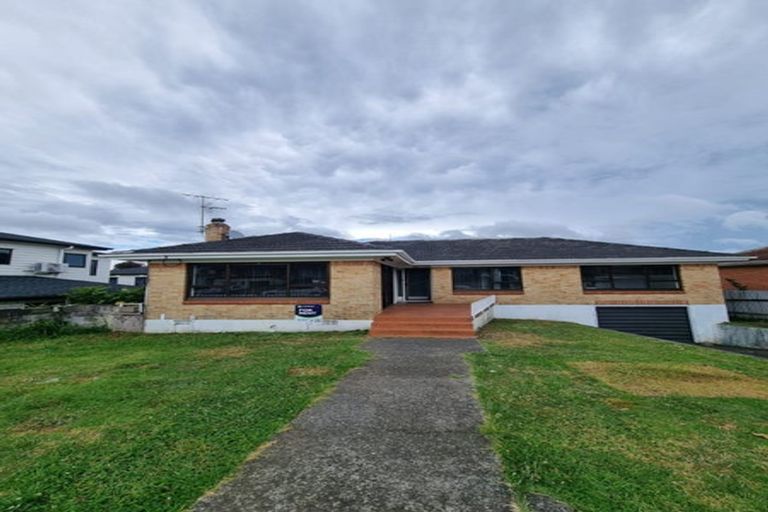 Photo of property in 11 Richards Avenue, Papatoetoe, Auckland, 2025