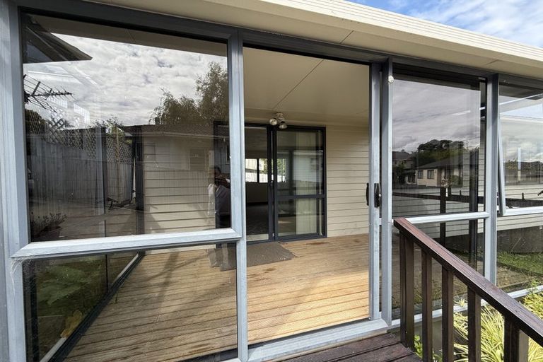 Photo of property in 54a7a Powrie Street, Glenfield, Auckland, 0629