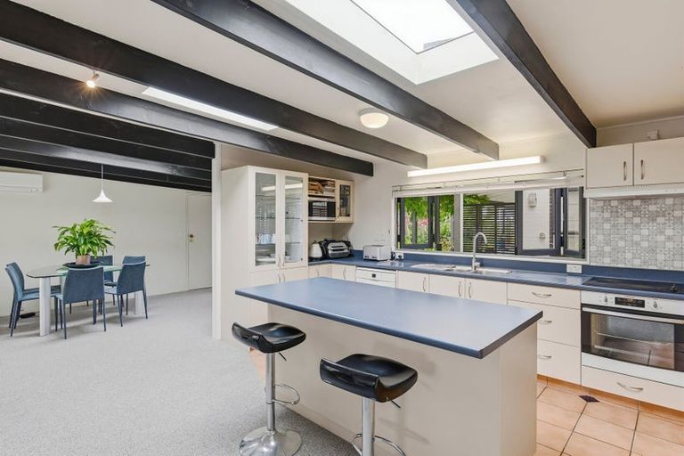 Photo of property in 102 Manly Street, Paraparaumu Beach, Paraparaumu, 5032