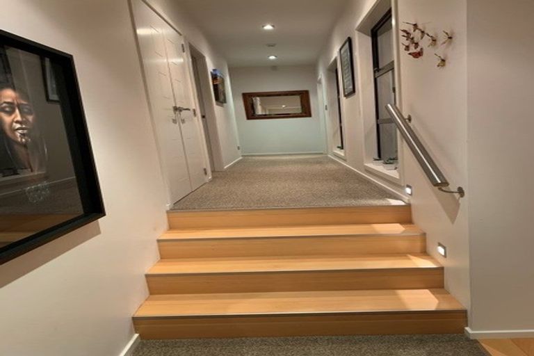 Photo of property in 52 The Masthead, Whitby, Porirua, 5024