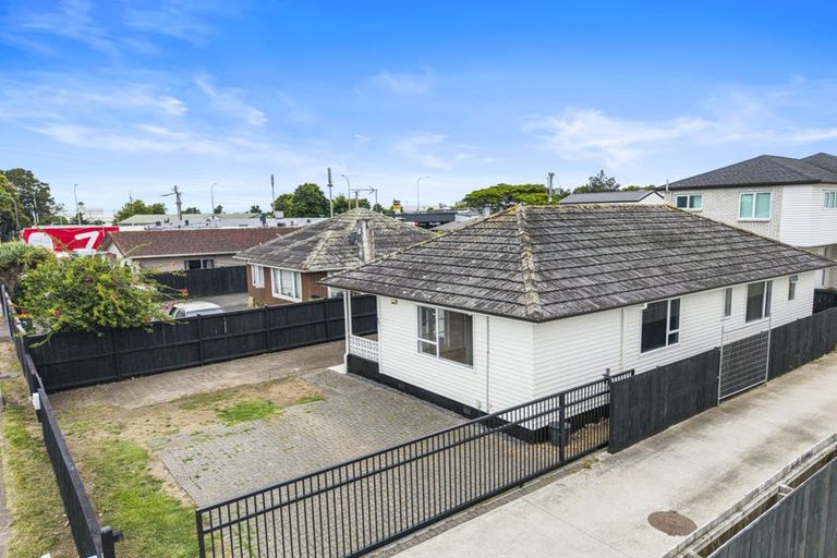 Photo of property in 169 Russell Road, Manurewa, Auckland, 2102