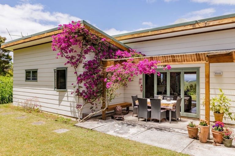 Photo of property in 234 Wharau Road, Kerikeri, 0293