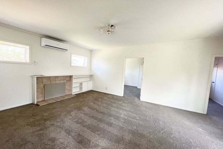 Photo of property in 5 Alexander Avenue, Papatoetoe, Auckland, 2025