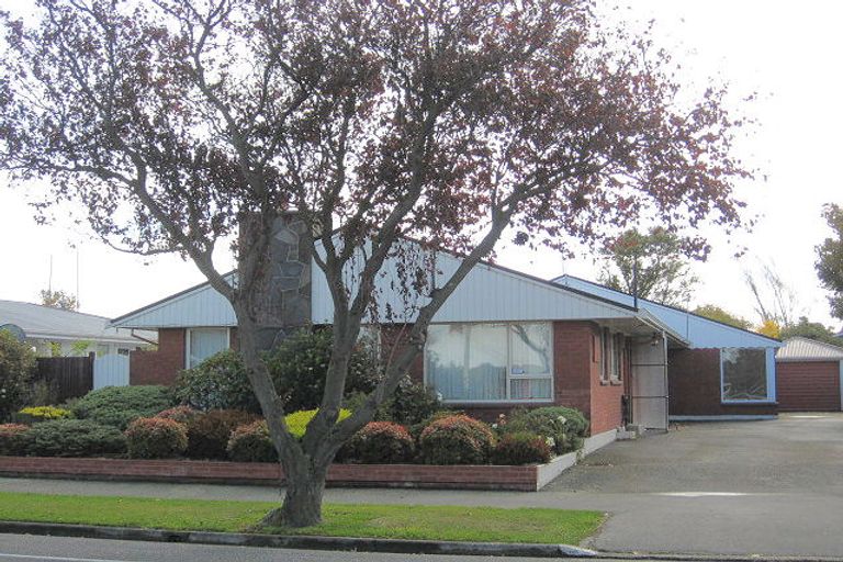 Photo of property in 1/25 Grahams Road, Ilam, Christchurch, 8041