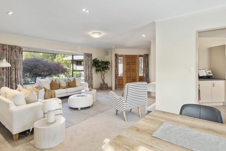 Photo of property in 11 Lynwood Place, Owhata, Rotorua, 3010