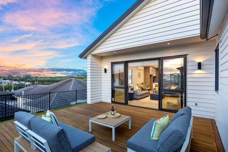 Photo of property in 20 Kiwa Crescent, Gulf Harbour, Whangaparaoa, 0930