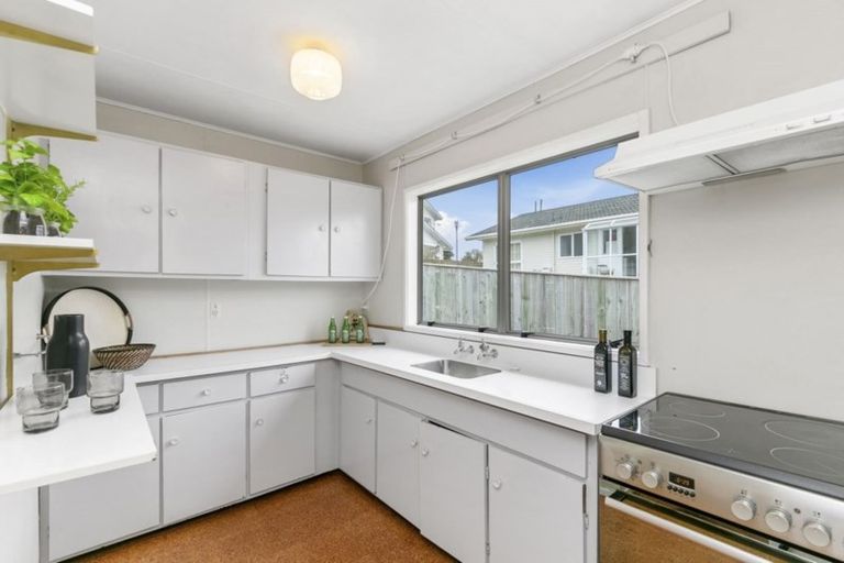 Photo of property in 144a Mitchell Street, Brooklyn, Wellington, 6021