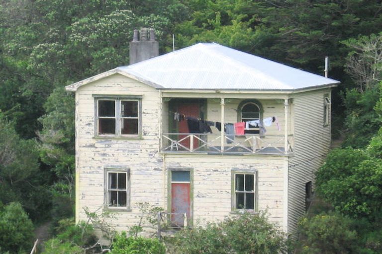 Photo of property in 2a Haines Terrace, Aro Valley, Wellington, 6021