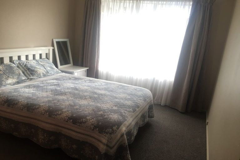 Photo of property in 2/19 Resolution Place, Bryndwr, Christchurch, 8053