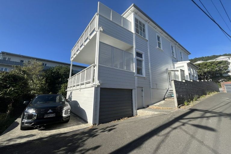 Photo of property in 16 Austin Street, Mount Victoria, Wellington, 6011
