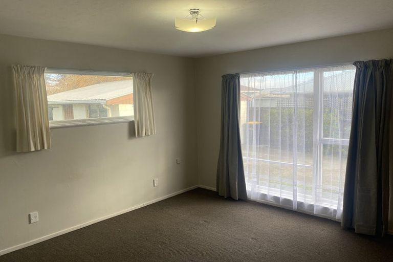 Photo of property in 5 Beach Road, North New Brighton, Christchurch, 8083