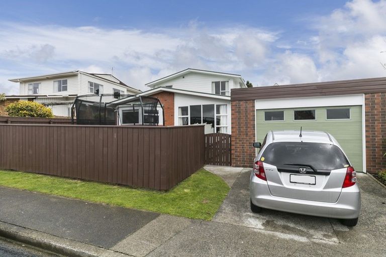 Photo of property in 13 Cranwell Street, Churton Park, Wellington, 6037