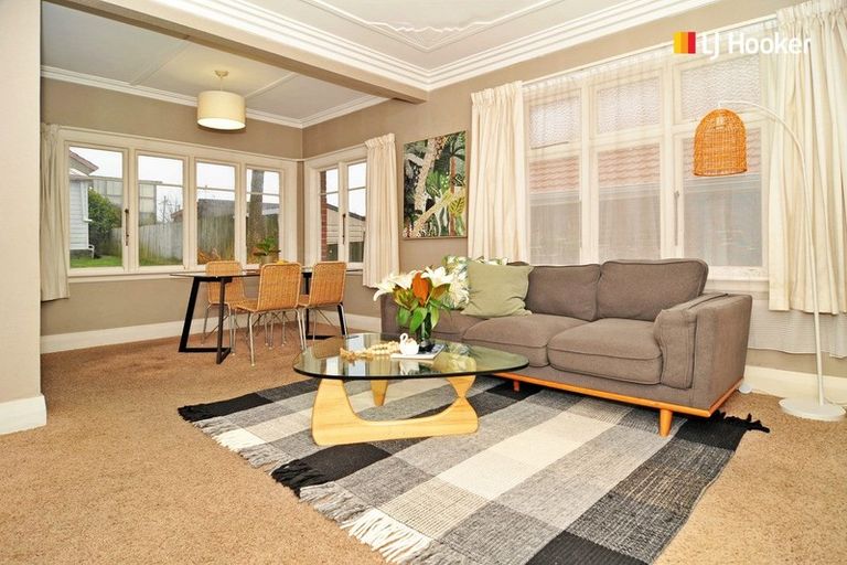 Photo of property in 98 Middleton Road, Kew, Dunedin, 9012