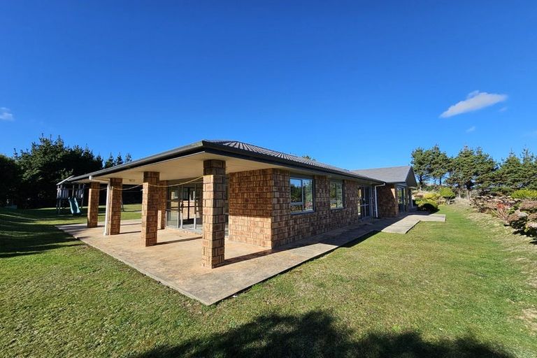 Photo of property in 50 Bing Lucas Drive, Tawa, Wellington, 5028