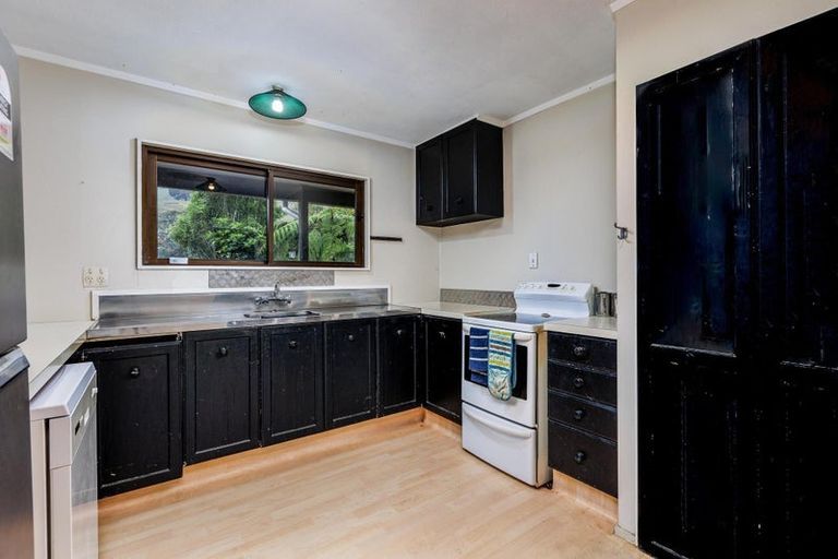 Photo of property in 318 Putara Road, Eketahuna, 4994