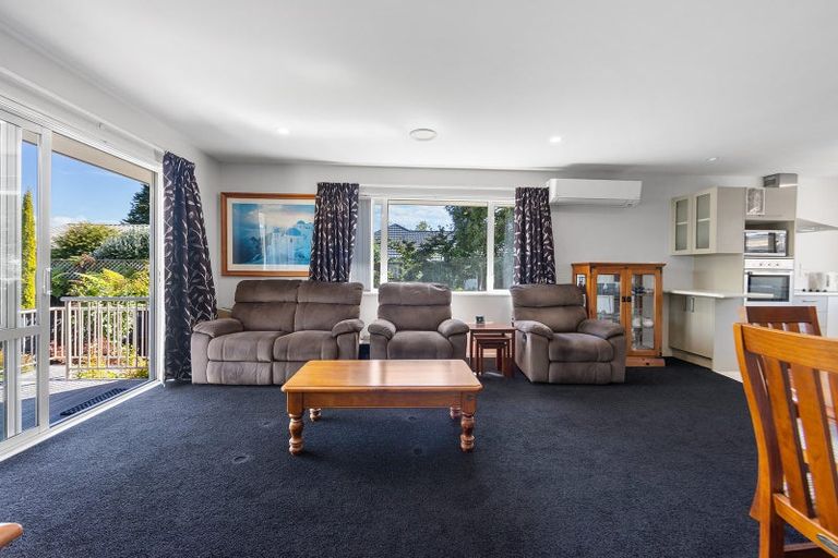 Photo of property in 3/28 Englefield Road, Belfast, Christchurch, 8051