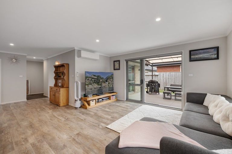 Photo of property in 9 Colpoma Close, Papamoa Beach, Papamoa, 3118