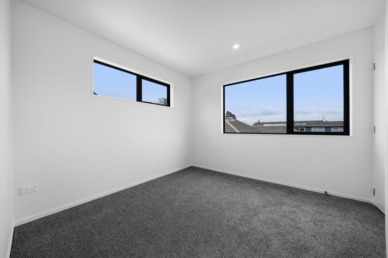 Photo of property in 25 Swan Crescent, Pakuranga, Auckland, 2010