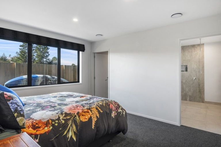 Photo of property in 10 Tarata Place, Wharewaka, Taupo, 3330