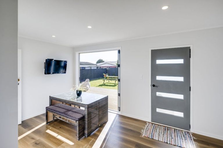 Photo of property in 8 Lyttelton Crescent, Tamatea, Napier, 4112