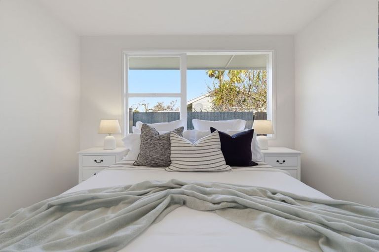 Photo of property in 1/17 Lake Terrace Road, Burwood, Christchurch, 8061
