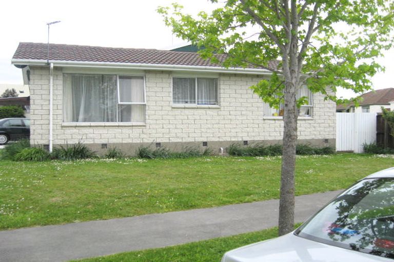 Photo of property in 70a Glenmore Avenue, Casebrook, Christchurch, 8051