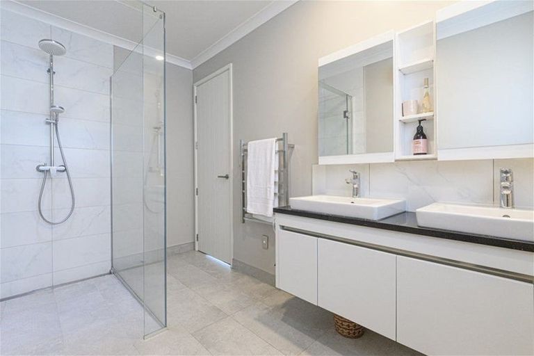 Photo of property in 38 Holyoake Terrace, Omokoroa, 3114