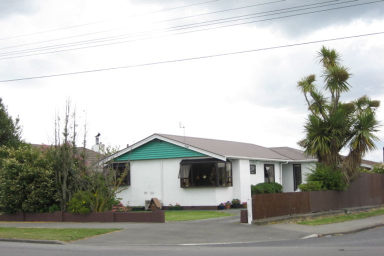 Photo of property in 73 Hargood Street, Woolston, Christchurch, 8062