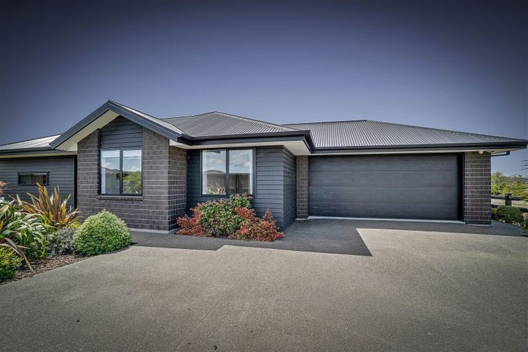 Photo of property in 43 Avanda Avenue, Rolleston, 7615