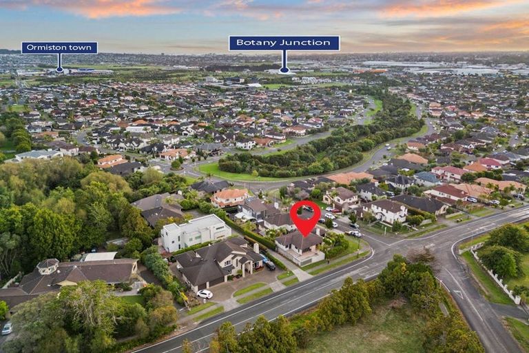 Photo of property in 2 Baverton Drive, Flat Bush, Auckland, 2016