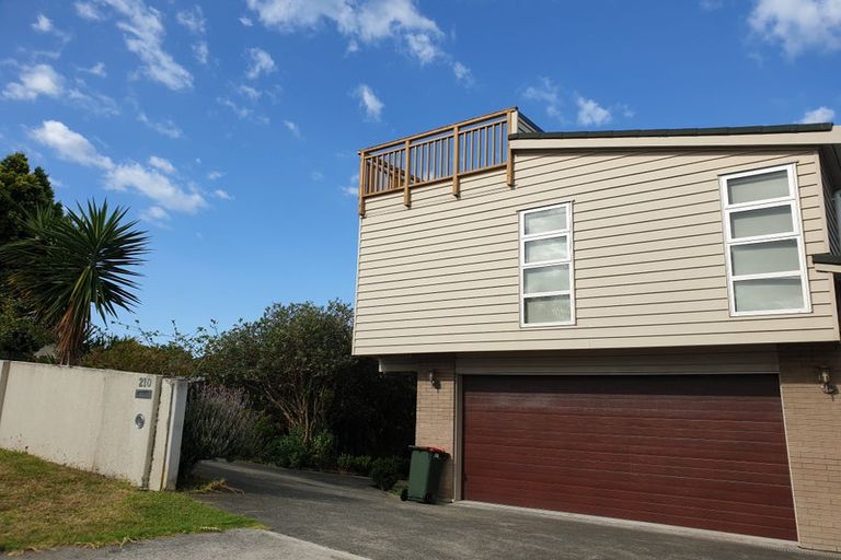 Photo of property in 210 Clovelly Road, Bucklands Beach, Auckland, 2012