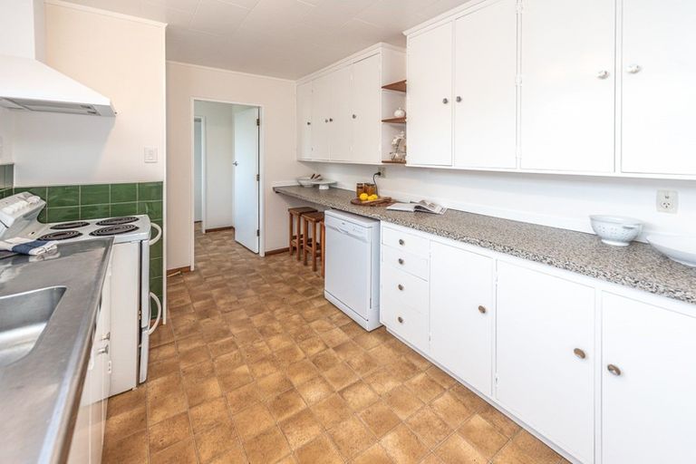 Photo of property in 21 Oturi Road, Waverley, 4510