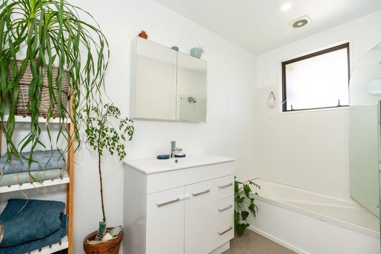 Photo of property in 10 Aintree Street, Nawton, Hamilton, 3200