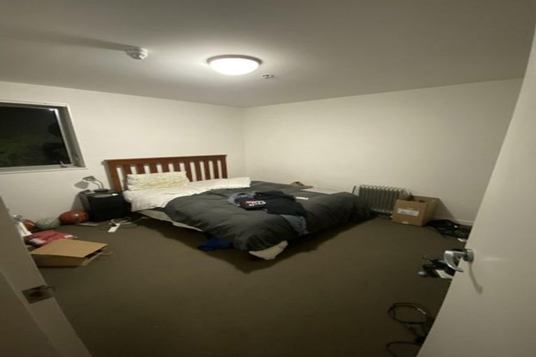 Photo of property in Montreaux Apartments, 2d/164 The Terrace, Wellington Central, Wellington, 6011